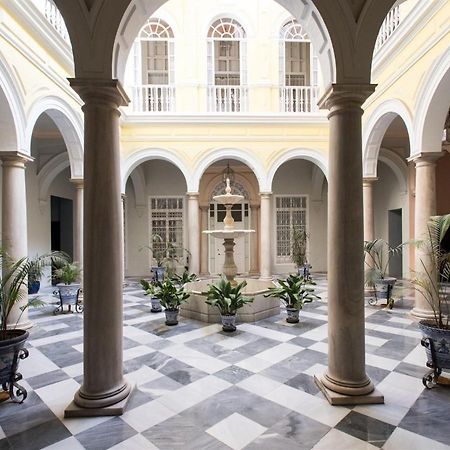 Cozy Apartment In House-Palace With Private Patio เซบีญา ภายนอก รูปภาพ